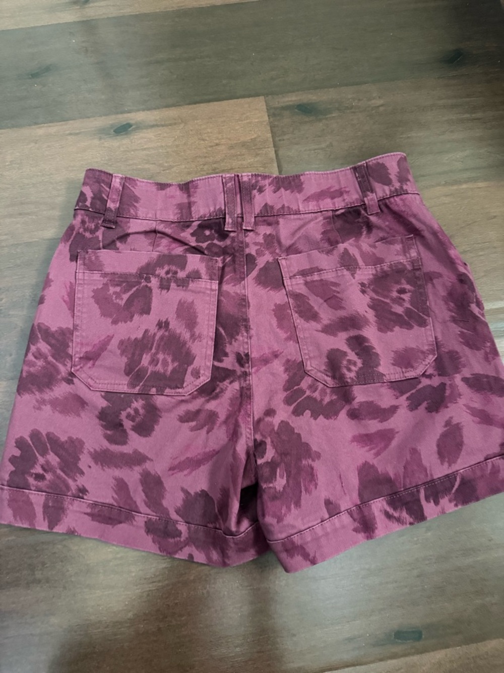 Democracy Ab Solution High Rise Utility Shorts Size 8 NWT Plum Tie Dye - Picture 2 of 4